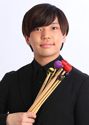 青木 那由の人物写真